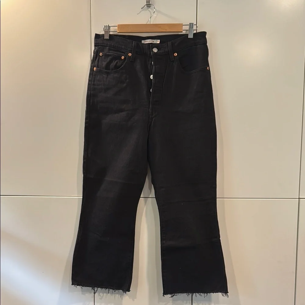 Levi's Black Kick Flare Jeans Raw Hem EUC sz30 - Picture 3 of 7